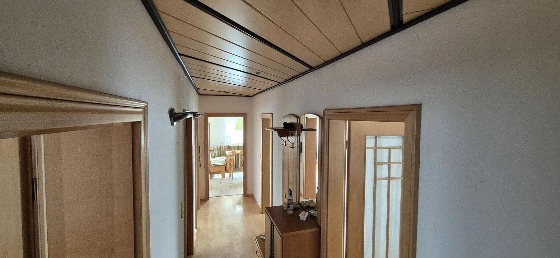 Prodej domu 229 m², pozemek 1.040 m², Biberbach, Bavorsko Prodej domu 229 m², pozemek 1.040 m², Biberbach, Bavorsko