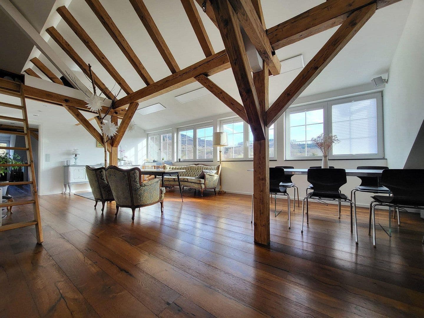 Prodej bytu 3+1 120 m², Hausen im Wiesental, Bádensko-Württembersko Prodej bytu 3+1 120 m², Hausen im Wiesental, Bádensko-Württembersko
