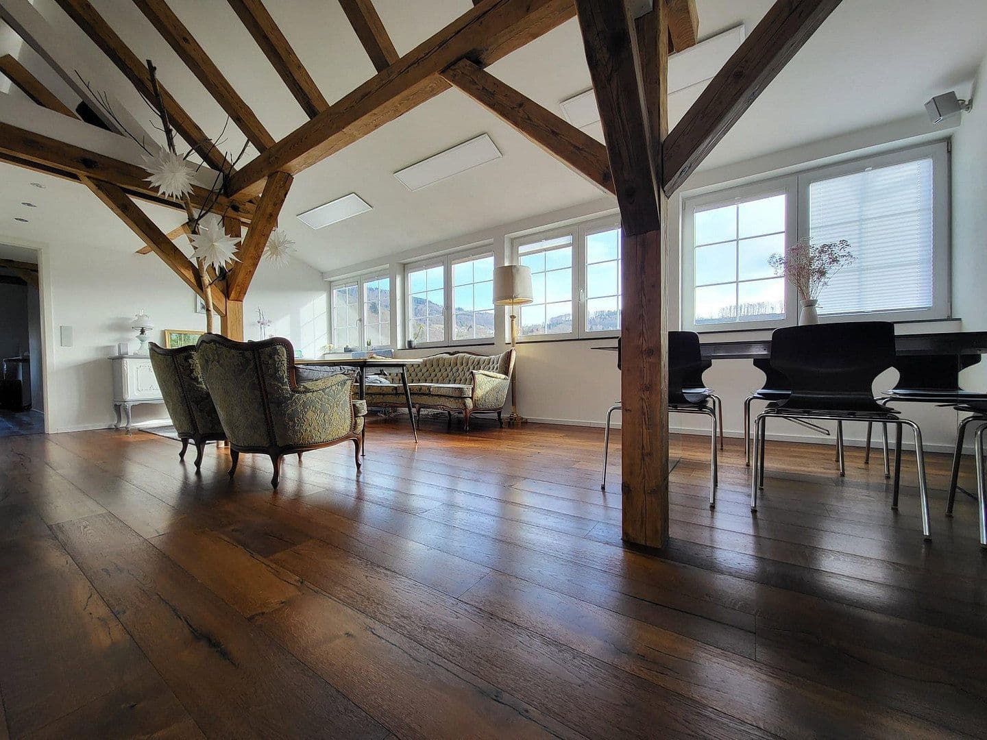 Prodej bytu 3+1 120 m², Hausen im Wiesental, Bádensko-Württembersko Prodej bytu 3+1 120 m², Hausen im Wiesental, Bádensko-Württembersko