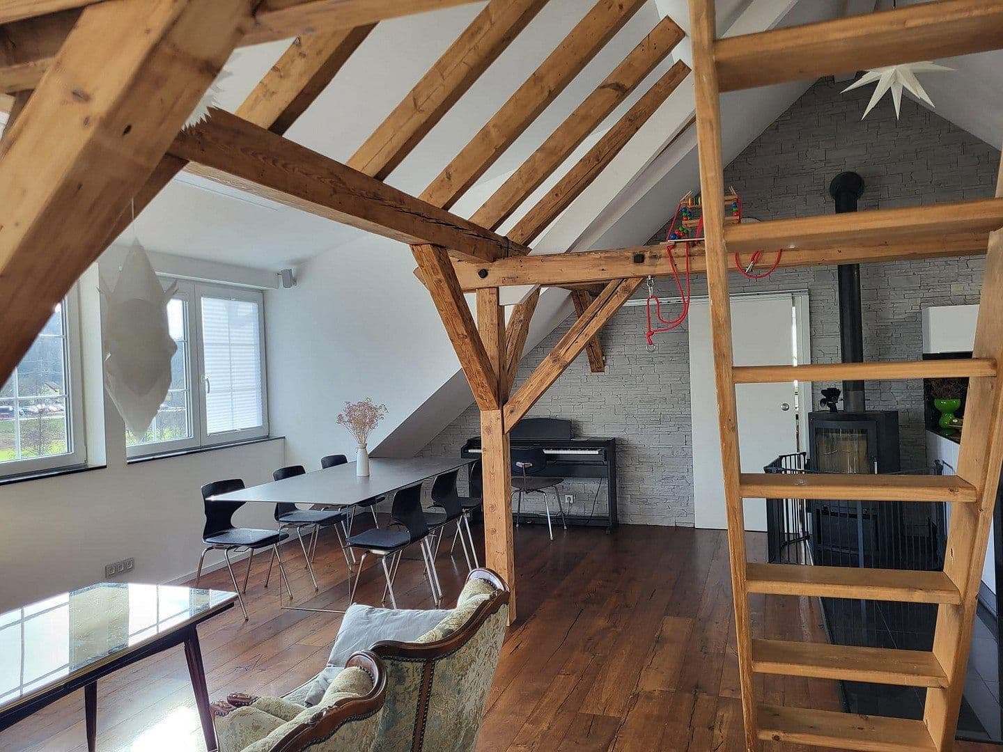Prodej bytu 3+1 120 m², Hausen im Wiesental, Bádensko-Württembersko Prodej bytu 3+1 120 m², Hausen im Wiesental, Bádensko-Württembersko