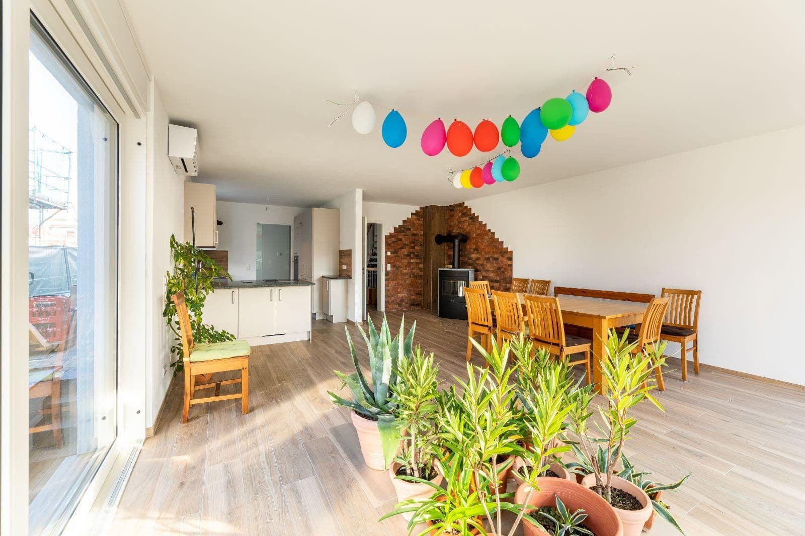 Pronájem domu 155 m², pozemek 300 m², Neuberg, Hessen Pronájem domu 155 m², pozemek 300 m², Neuberg, Hessen