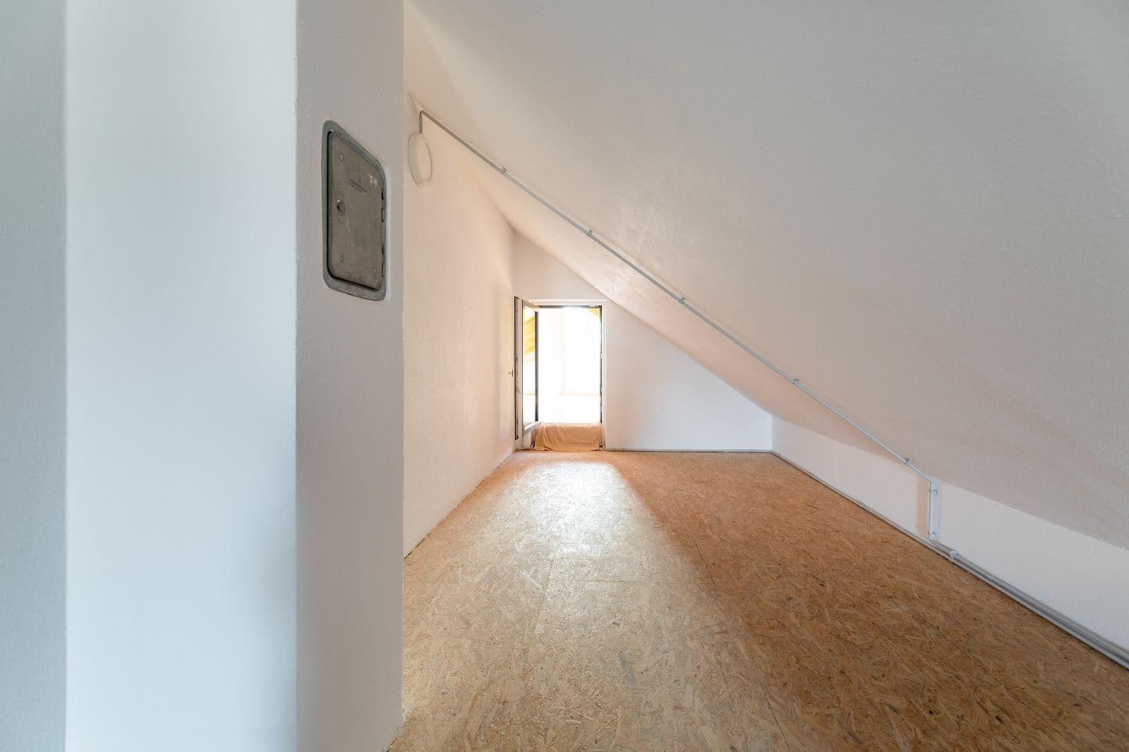 Pronájem domu 155 m², pozemek 300 m², Neuberg, Hessen Pronájem domu 155 m², pozemek 300 m², Neuberg, Hessen
