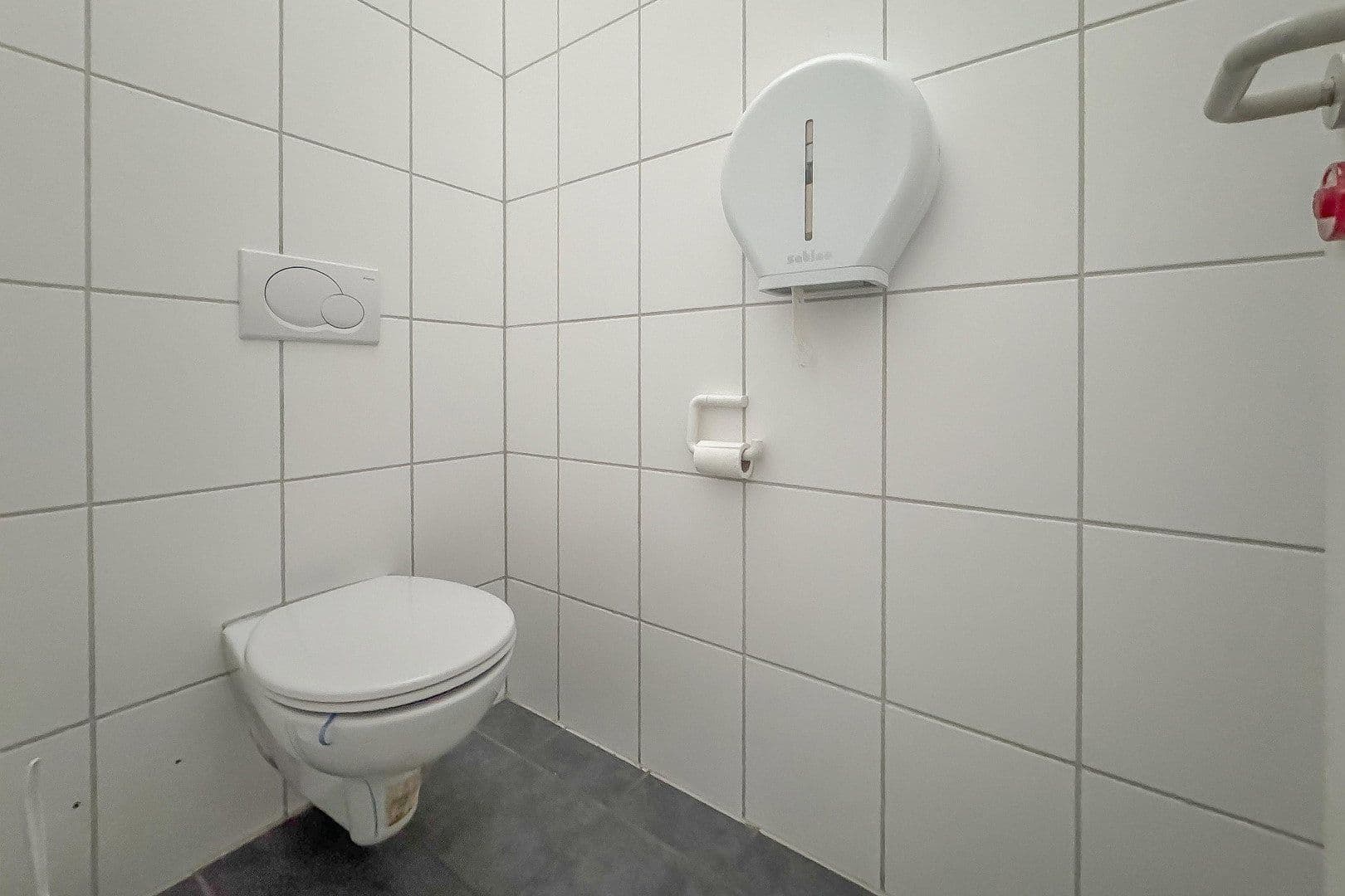Pronájem nebytového prostoru 195 m², Stockumer Straße 28, Witten, Severní Porýní-Vestfálsko Pronájem nebytového prostoru 195 m², Stockumer Straße 28, Witten, Severní Porýní-Vestfálsko