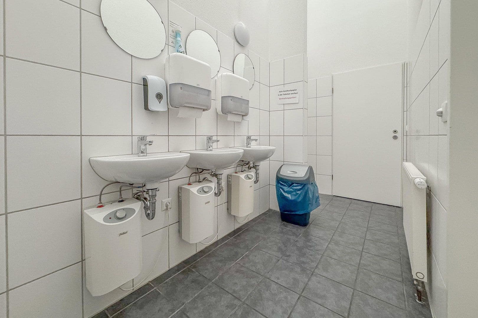 Pronájem nebytového prostoru 195 m², Stockumer Straße 28, Witten, Severní Porýní-Vestfálsko Pronájem nebytového prostoru 195 m², Stockumer Straße 28, Witten, Severní Porýní-Vestfálsko