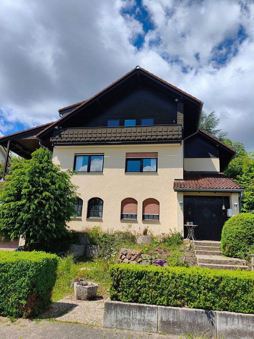 Prodej domu 266 m², pozemek 1.300 m², Schlehenweg 37, Heidenrod, Hessen Prodej domu 266 m², pozemek 1.300 m², Schlehenweg 37, Heidenrod, Hessen