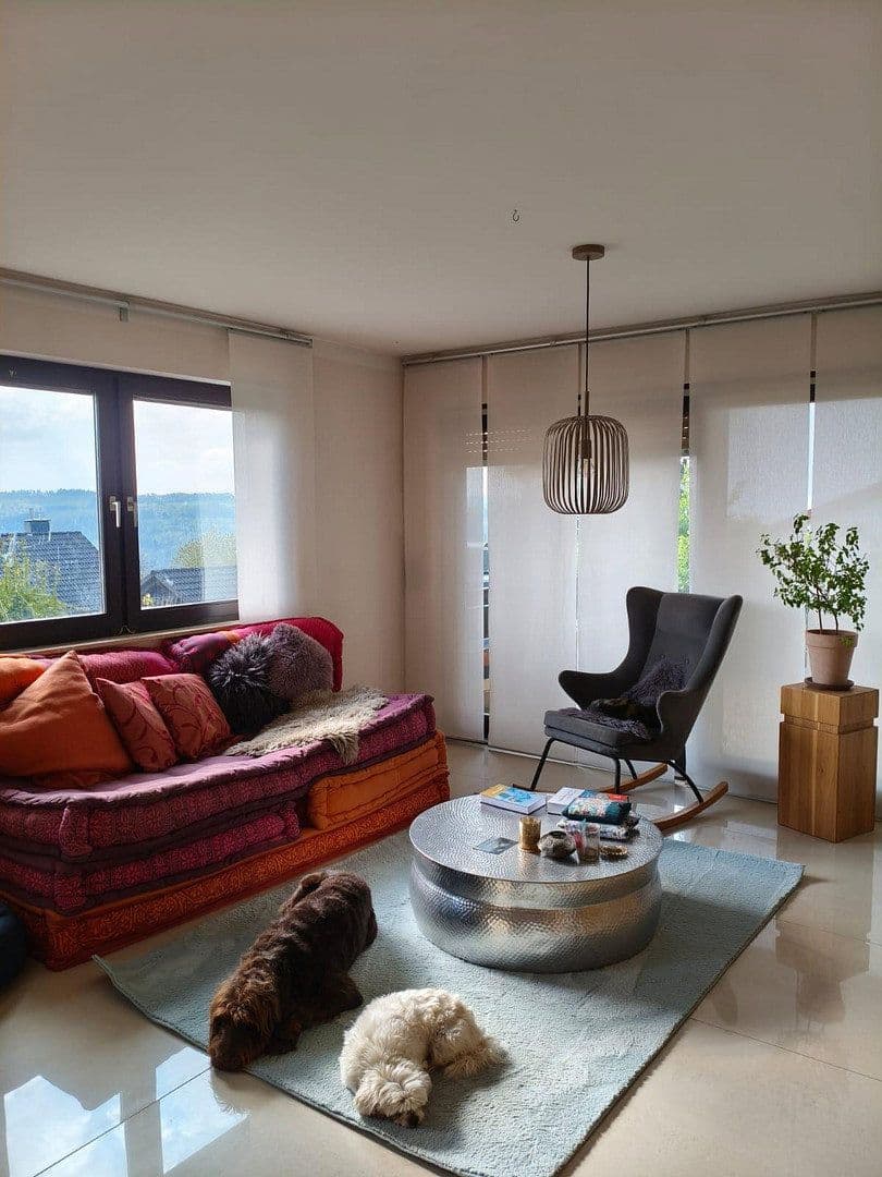 Prodej domu 266 m², pozemek 1.300 m², Schlehenweg 37, Heidenrod, Hessen Prodej domu 266 m², pozemek 1.300 m², Schlehenweg 37, Heidenrod, Hessen