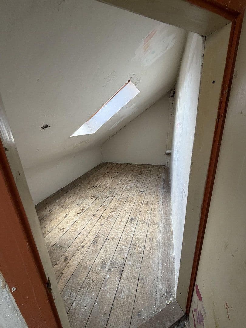 Prodej domu 153 m², pozemek 350 m², Birkhahnstraße 21, Waiblingen, Bádensko-Württembersko Prodej domu 153 m², pozemek 350 m², Birkhahnstraße 21, Waiblingen, Bádensko-Württembersko