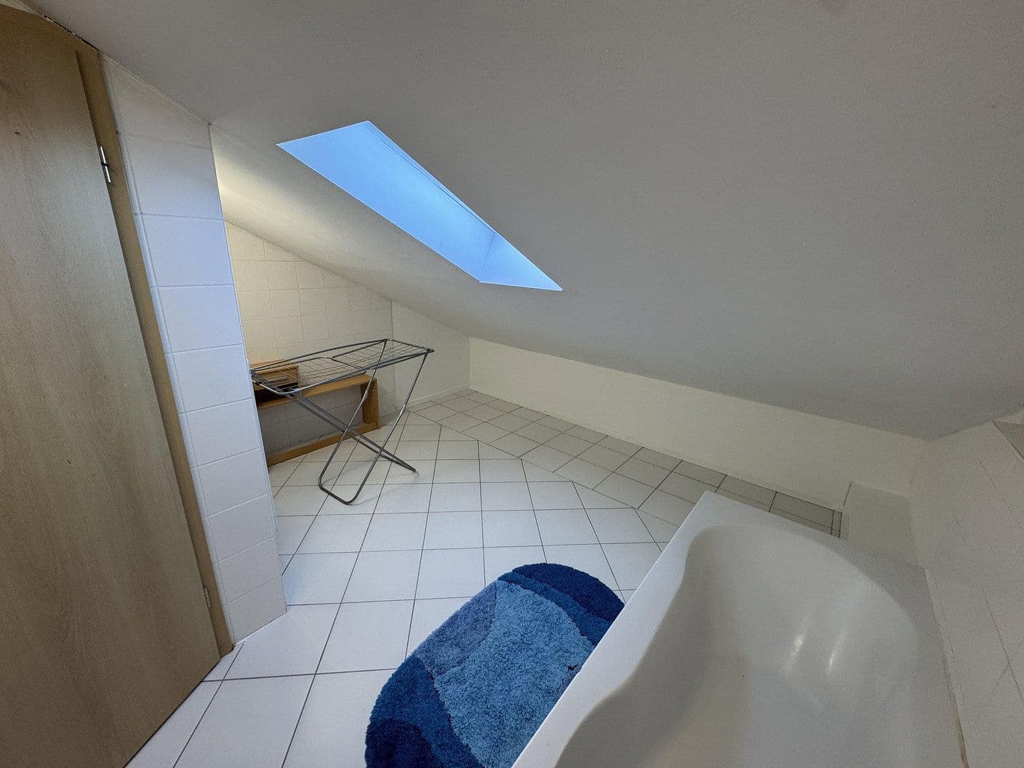 Pronájem bytu 3+1 65 m², Am Marschallfeld 4 a, Valley, Bavorsko Pronájem bytu 3+1 65 m², Am Marschallfeld 4 a, Valley, Bavorsko