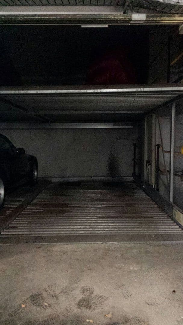 Pronájem garáže 10 m², Romy Schneider Str. 1-7, Berlin, Berlín Pronájem garáže 10 m², Romy Schneider Str. 1-7, Berlin, Berlín