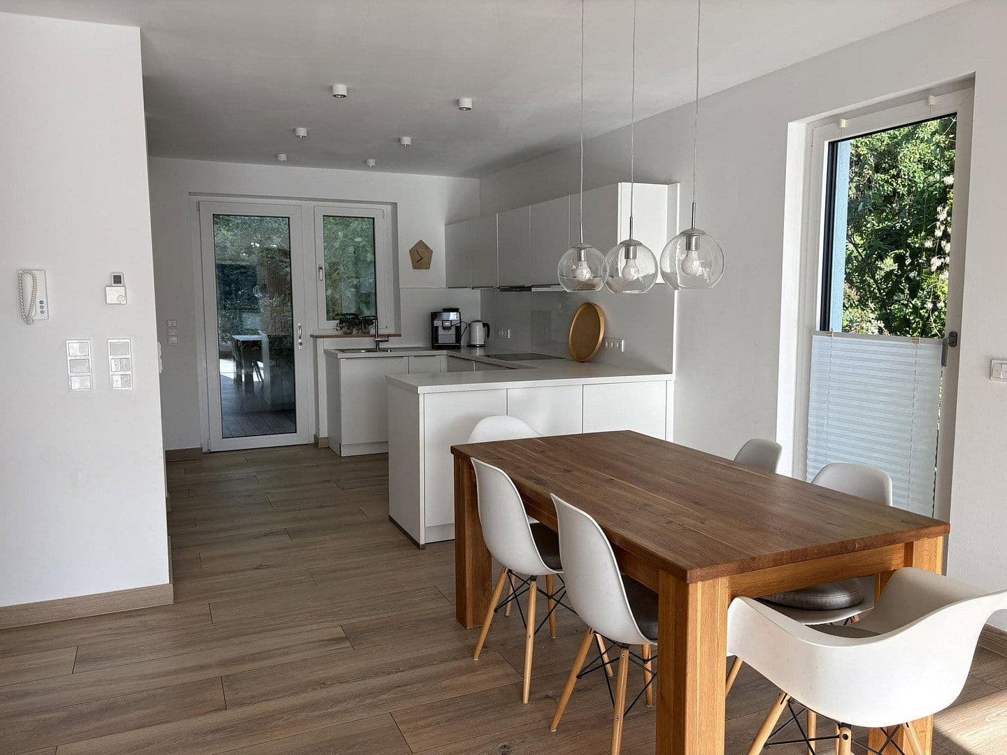 Prodej domu 197 m², pozemek 241 m², Brohl-Lützing, Porýní-Falc Prodej domu 197 m², pozemek 241 m², Brohl-Lützing, Porýní-Falc