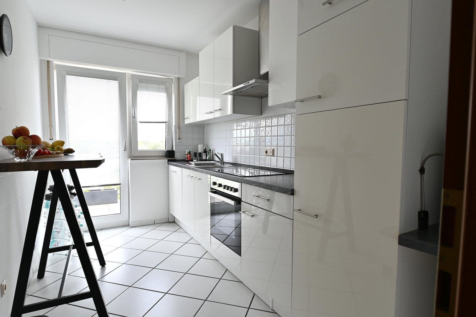 Pronájem bytu 3+1 110 m², Frankfurter Str.214, Köln, Severní Porýní-Vestfálsko Pronájem bytu 3+1 110 m², Frankfurter Str.214, Köln, Severní Porýní-Vestfálsko