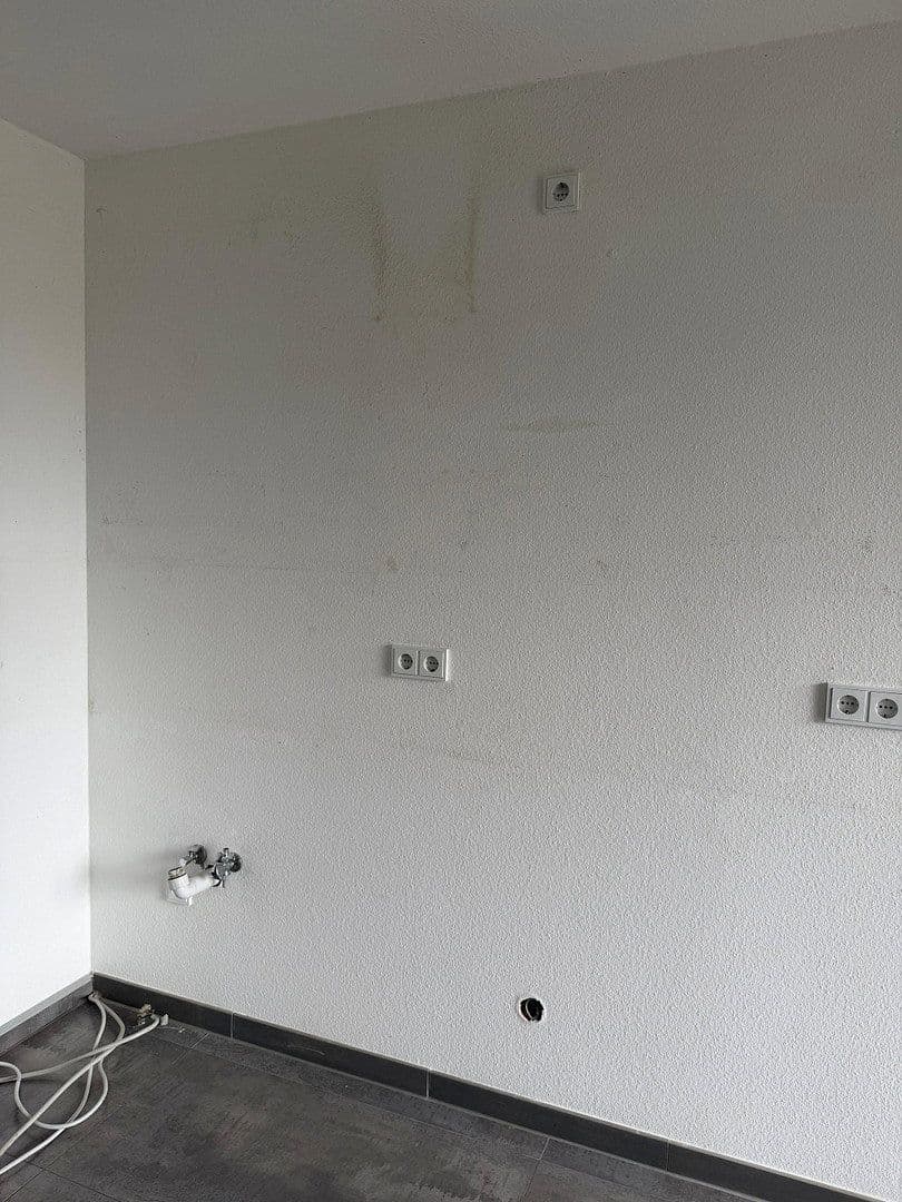 Pronájem bytu 1+1 106 m², Heddesheim, Bádensko-Württembersko Pronájem bytu 1+1 106 m², Heddesheim, Bádensko-Württembersko