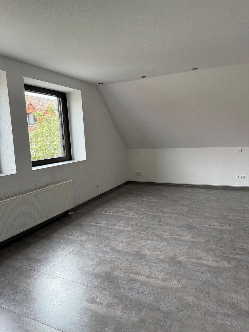 Pronájem bytu 1+1 106 m², Heddesheim, Bádensko-Württembersko Pronájem bytu 1+1 106 m², Heddesheim, Bádensko-Württembersko