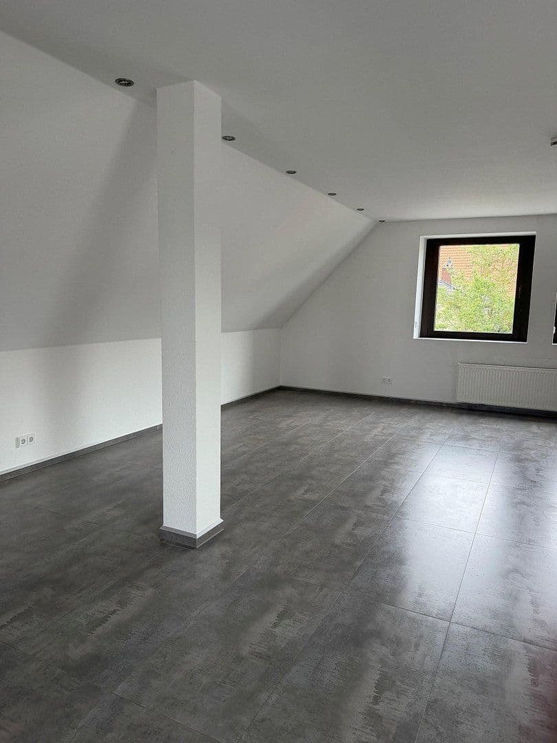 Pronájem bytu 1+1 106 m², Heddesheim, Bádensko-Württembersko Pronájem bytu 1+1 106 m², Heddesheim, Bádensko-Württembersko
