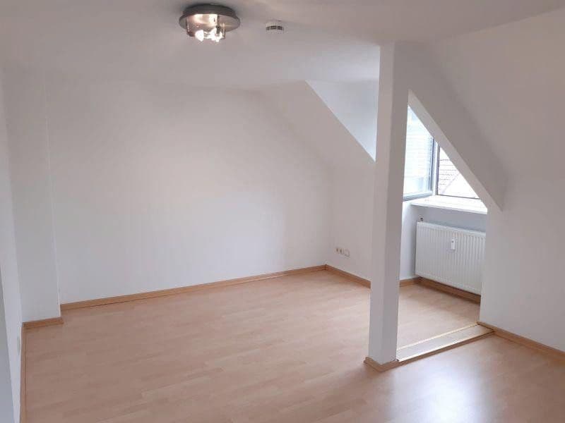 Pronájem bytu 1+kk 28 m², Augsburg, Bavorsko Pronájem bytu 1+kk 28 m², Augsburg, Bavorsko