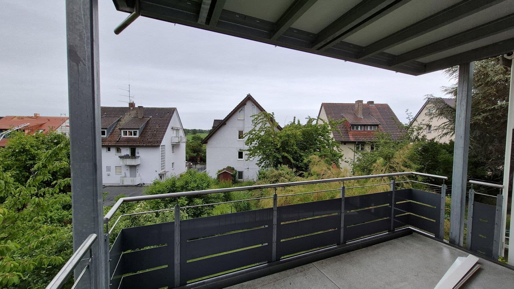 Pronájem bytu 3+1 87 m², Stuttgart, Bádensko-Württembersko Pronájem bytu 3+1 87 m², Stuttgart, Bádensko-Württembersko
