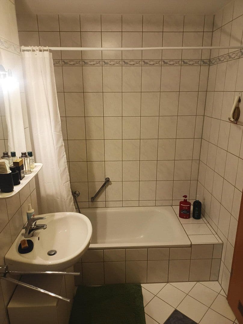Pronájem bytu 2+1 56 m², Unterislinger Weg 18, Regensburg, Bavorsko Pronájem bytu 2+1 56 m², Unterislinger Weg 18, Regensburg, Bavorsko