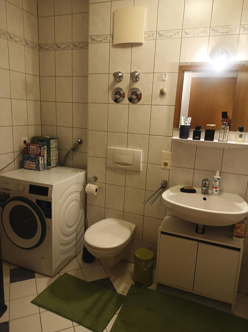 Pronájem bytu 2+1 56 m², Unterislinger Weg 18, Regensburg, Bavorsko Pronájem bytu 2+1 56 m², Unterislinger Weg 18, Regensburg, Bavorsko