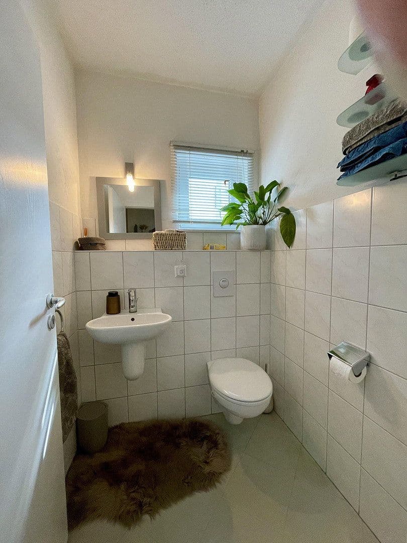 Prodej domu 200 m², pozemek 236 m², Darmstadt, Hessen Prodej domu 200 m², pozemek 236 m², Darmstadt, Hessen