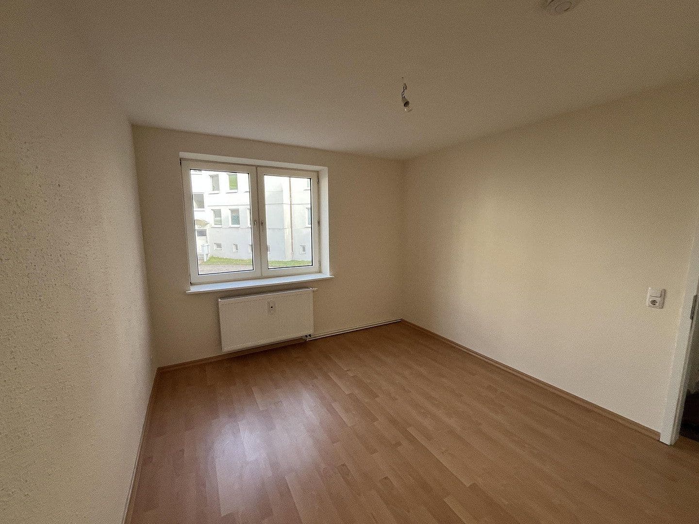 Pronájem bytu 1+kk 37 m², Sadowastr. 2, Lübeck, Šlesvicko-Holštýnsko Pronájem bytu 1+kk 37 m², Sadowastr. 2, Lübeck, Šlesvicko-Holštýnsko