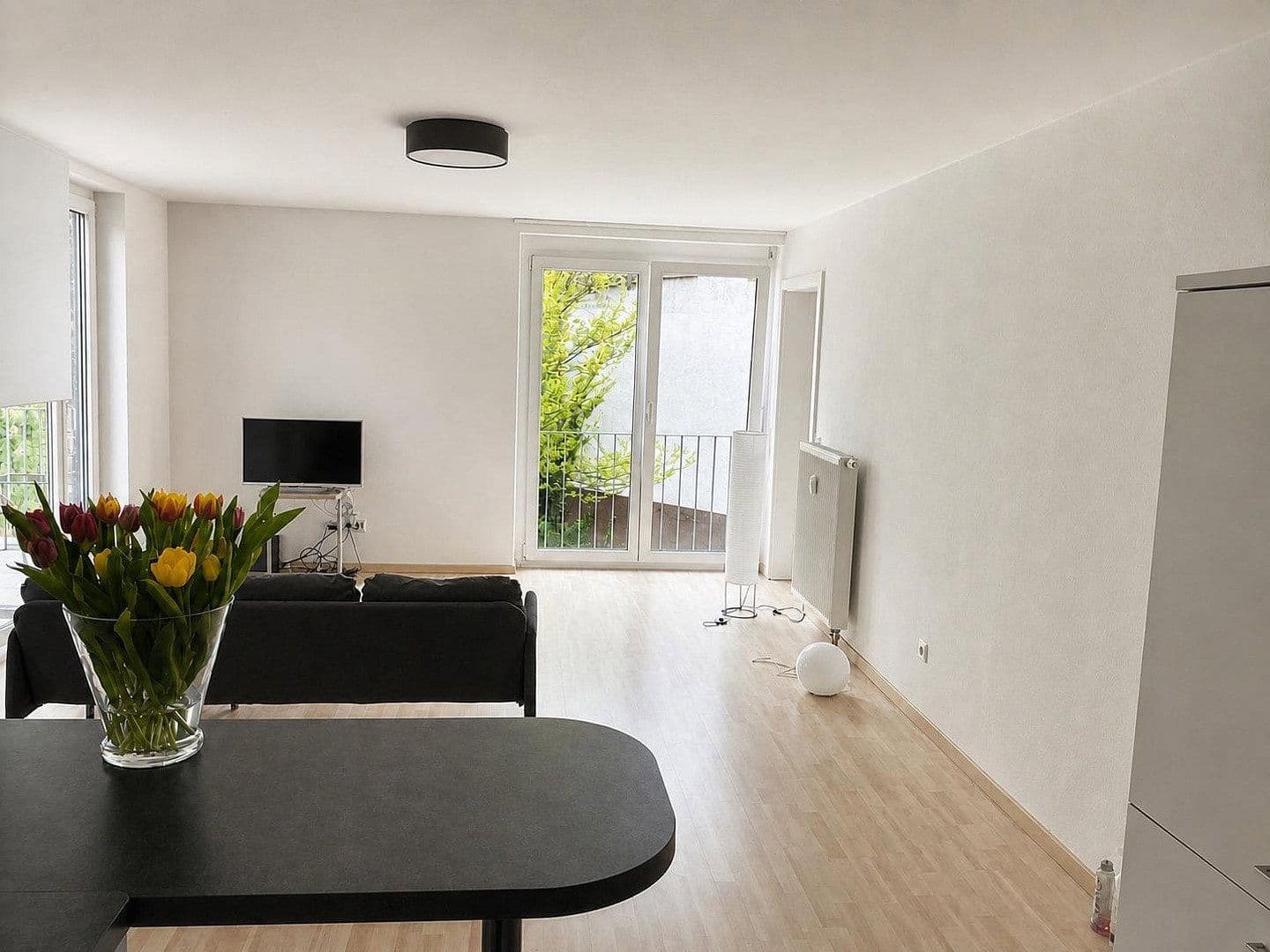 Pronájem bytu 2+1 75 m², Nürtingen, Bádensko-Württembersko Pronájem bytu 2+1 75 m², Nürtingen, Bádensko-Württembersko