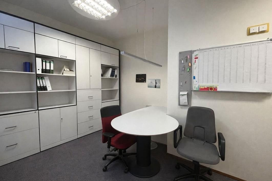 Pronájem nebytového prostoru 350 m², Marsiliusstraße 93, Köln, Severní Porýní-Vestfálsko Pronájem nebytového prostoru 350 m², Marsiliusstraße 93, Köln, Severní Porýní-Vestfálsko