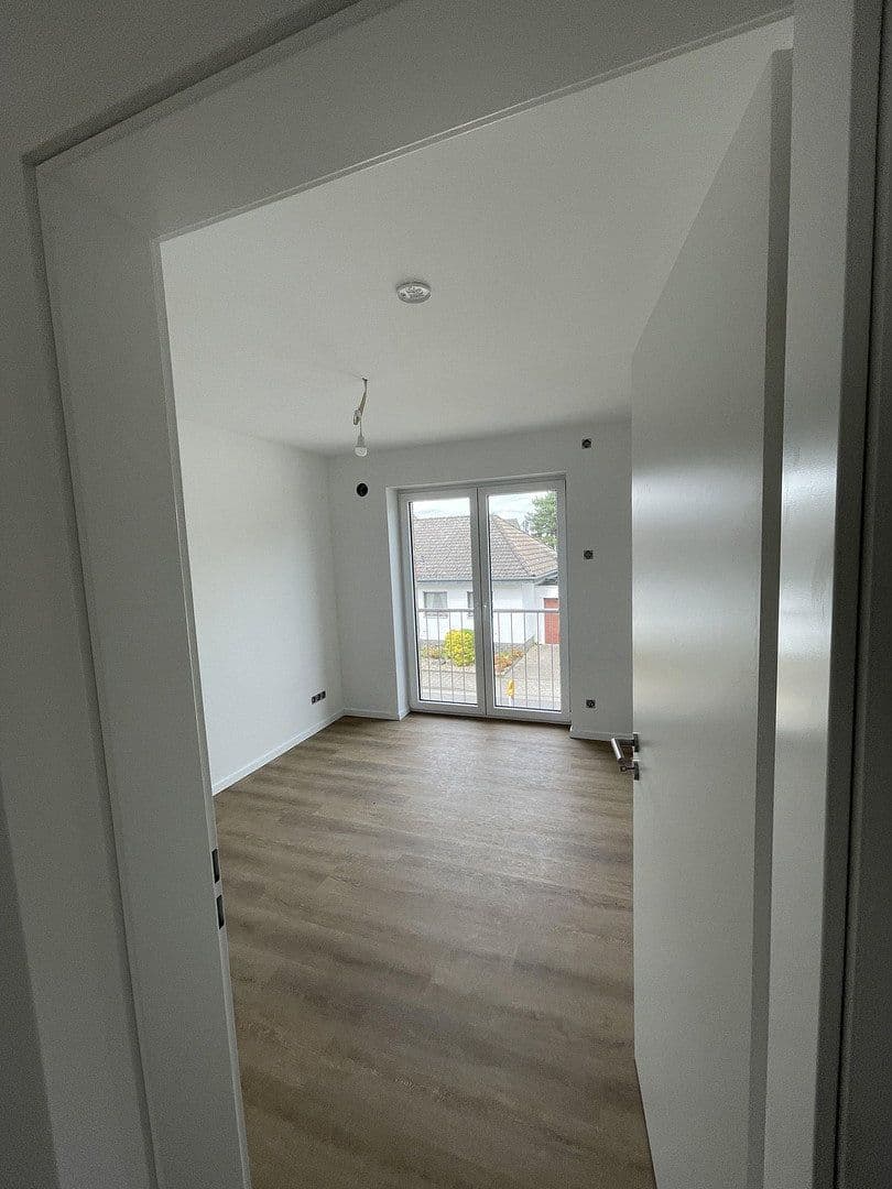 Pronájem bytu 3+1 88 m², Kempen, Severní Porýní-Vestfálsko Pronájem bytu 3+1 88 m², Kempen, Severní Porýní-Vestfálsko