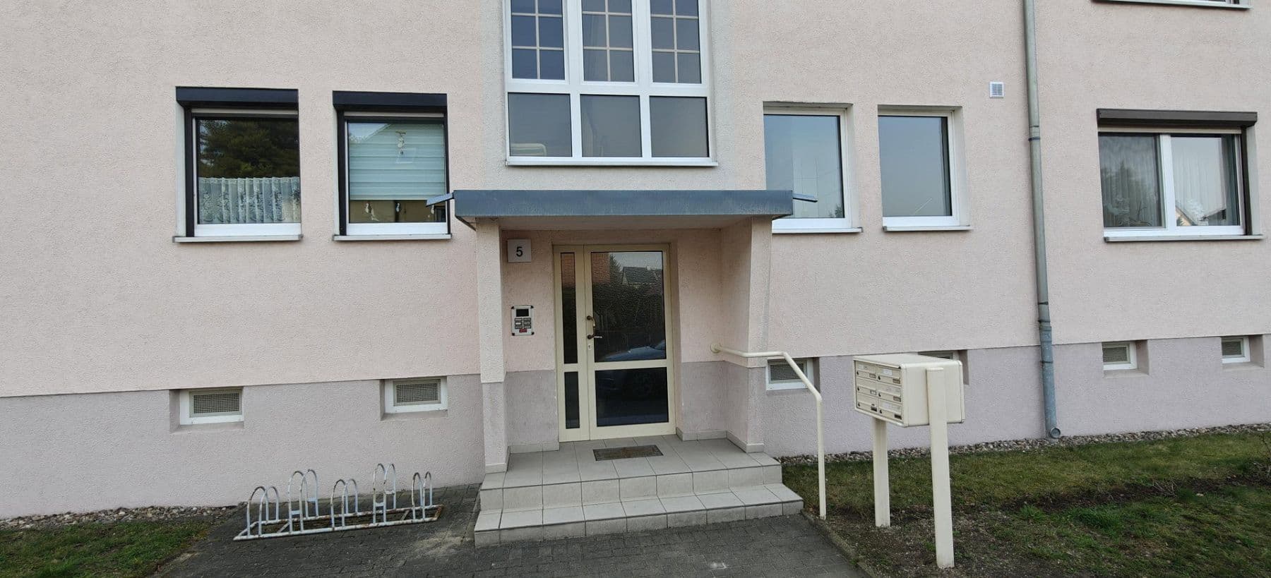 Pronájem bytu 2+1 45 m², Lange Straße 5, Zeithain, Sasko Pronájem bytu 2+1 45 m², Lange Straße 5, Zeithain, Sasko