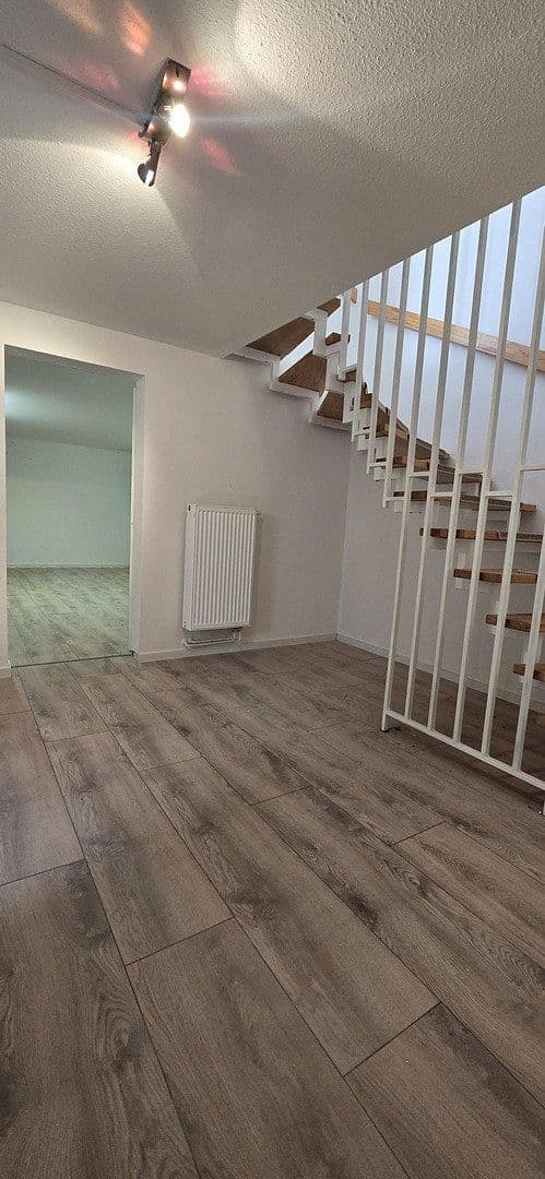 Pronájem domu 135 m², pozemek 325 m², Seestr. 13a, Hoppegarten, Braniborsko Pronájem domu 135 m², pozemek 325 m², Seestr. 13a, Hoppegarten, Braniborsko