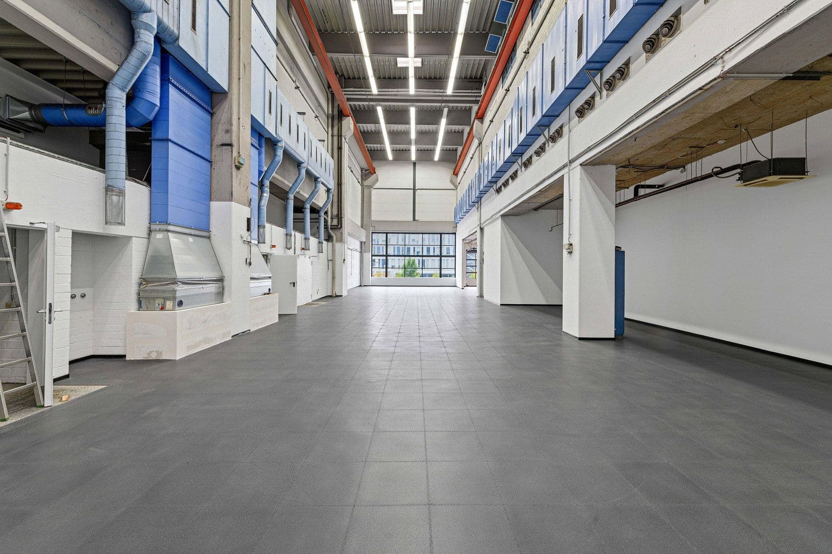 Pronájem nebytového prostoru 520 m², Moselstr. 14, Neuss, Severní Porýní-Vestfálsko Pronájem nebytového prostoru 520 m², Moselstr. 14, Neuss, Severní Porýní-Vestfálsko
