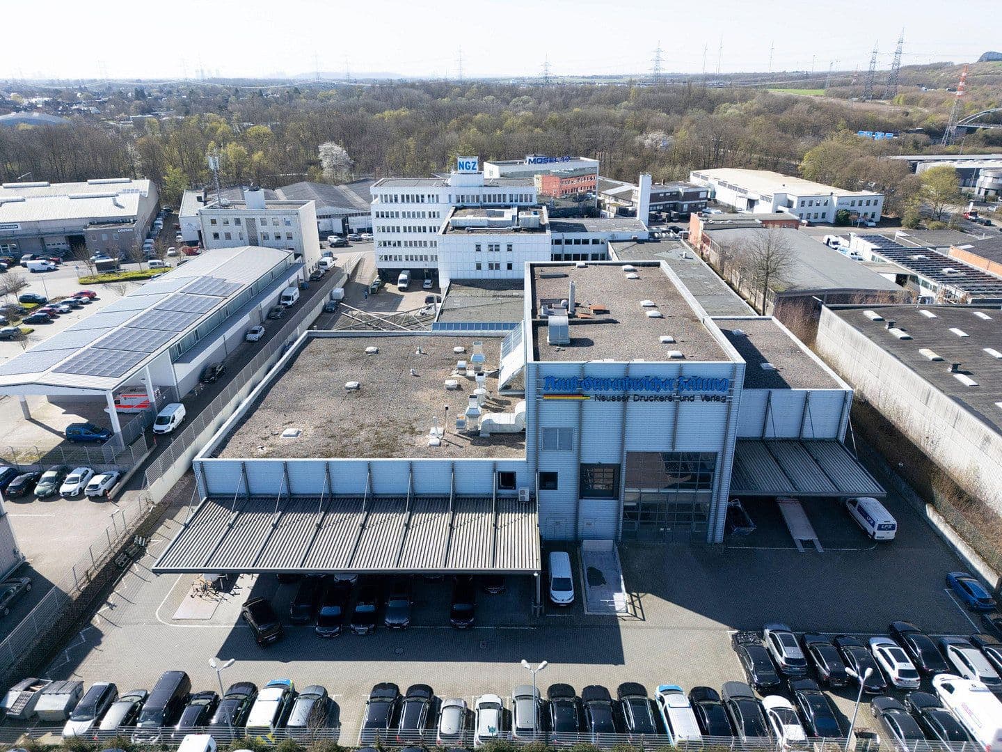 Pronájem nebytového prostoru 520 m², Moselstr. 14, Neuss, Severní Porýní-Vestfálsko Pronájem nebytového prostoru 520 m², Moselstr. 14, Neuss, Severní Porýní-Vestfálsko
