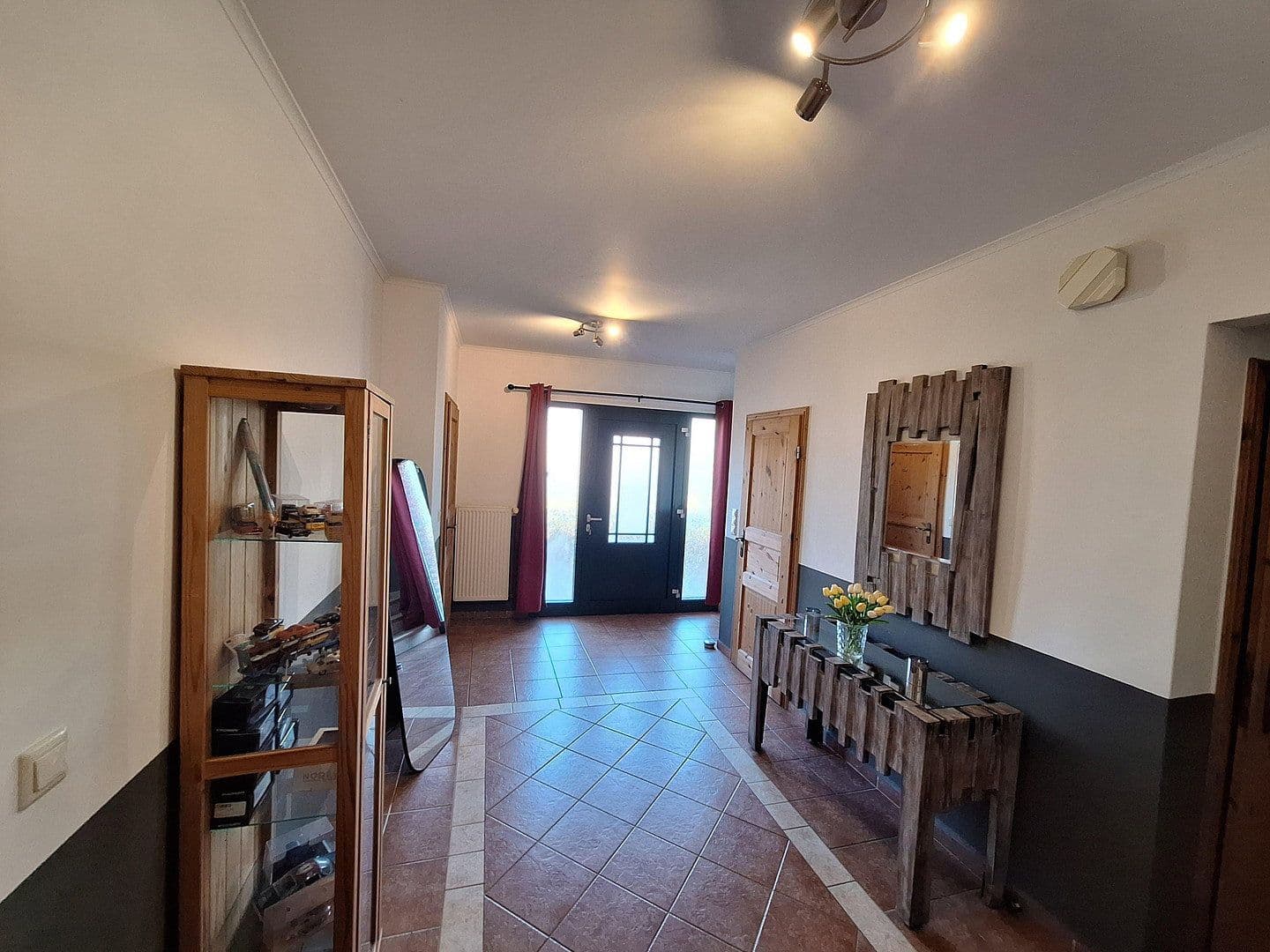 Prodej domu 284 m², pozemek 943 m², Dersum, Dolní Sasko Prodej domu 284 m², pozemek 943 m², Dersum, Dolní Sasko