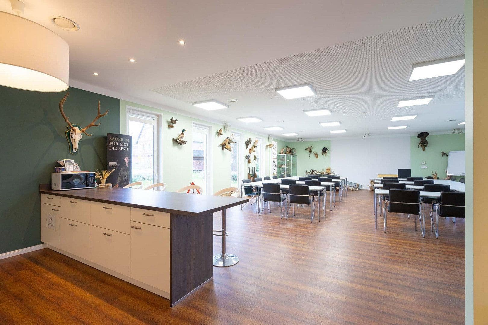Prodej kanceláře 205 m², Lüneburger Landstraße 3, Garlstorf, Dolní Sasko Prodej kanceláře 205 m², Lüneburger Landstraße 3, Garlstorf, Dolní Sasko