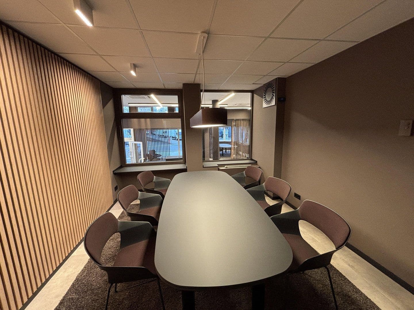 Pronájem kanceláře 600 m², Moselstr. 14, Neuss, Severní Porýní-Vestfálsko Pronájem kanceláře 600 m², Moselstr. 14, Neuss, Severní Porýní-Vestfálsko