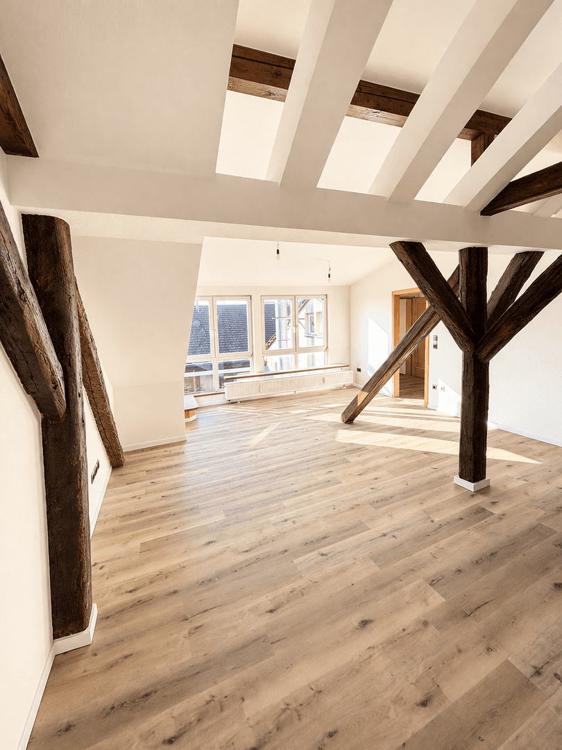 Pronájem bytu 4+1 131 m², Westliche Stadtmauerstraße 64, Erlangen, Bavorsko Pronájem bytu 4+1 131 m², Westliche Stadtmauerstraße 64, Erlangen, Bavorsko