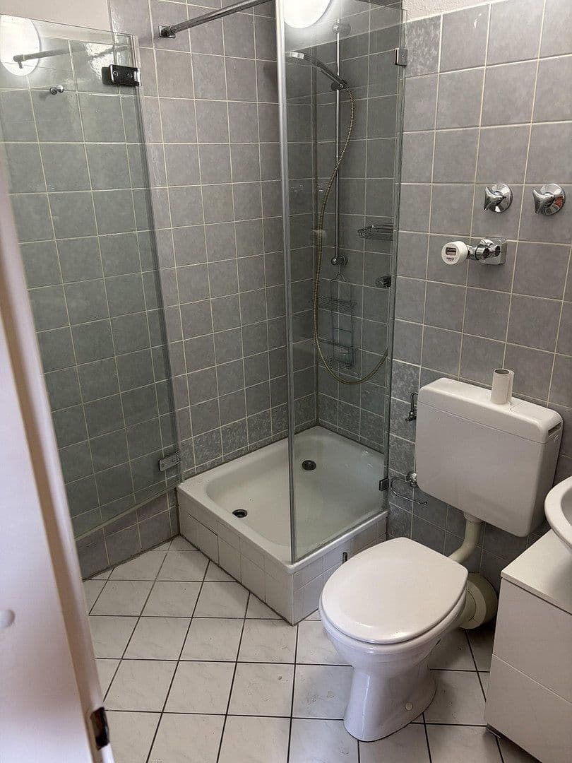 Pronájem bytu 5+1 120 m², Haid-und-Neu-Straße 16, Karlsruhe, Bádensko-Württembersko Pronájem bytu 5+1 120 m², Haid-und-Neu-Straße 16, Karlsruhe, Bádensko-Württembersko