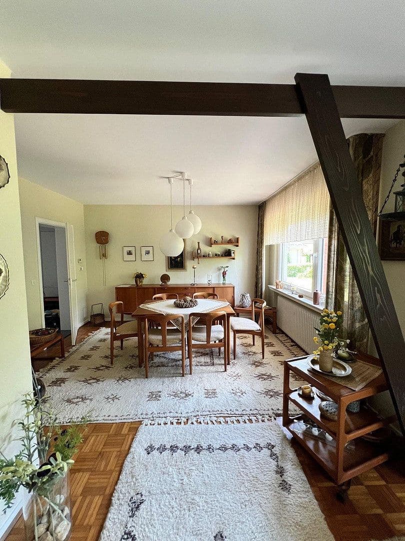 Prodej domu 140 m², pozemek 835 m², Bonn, Severní Porýní-Vestfálsko Prodej domu 140 m², pozemek 835 m², Bonn, Severní Porýní-Vestfálsko