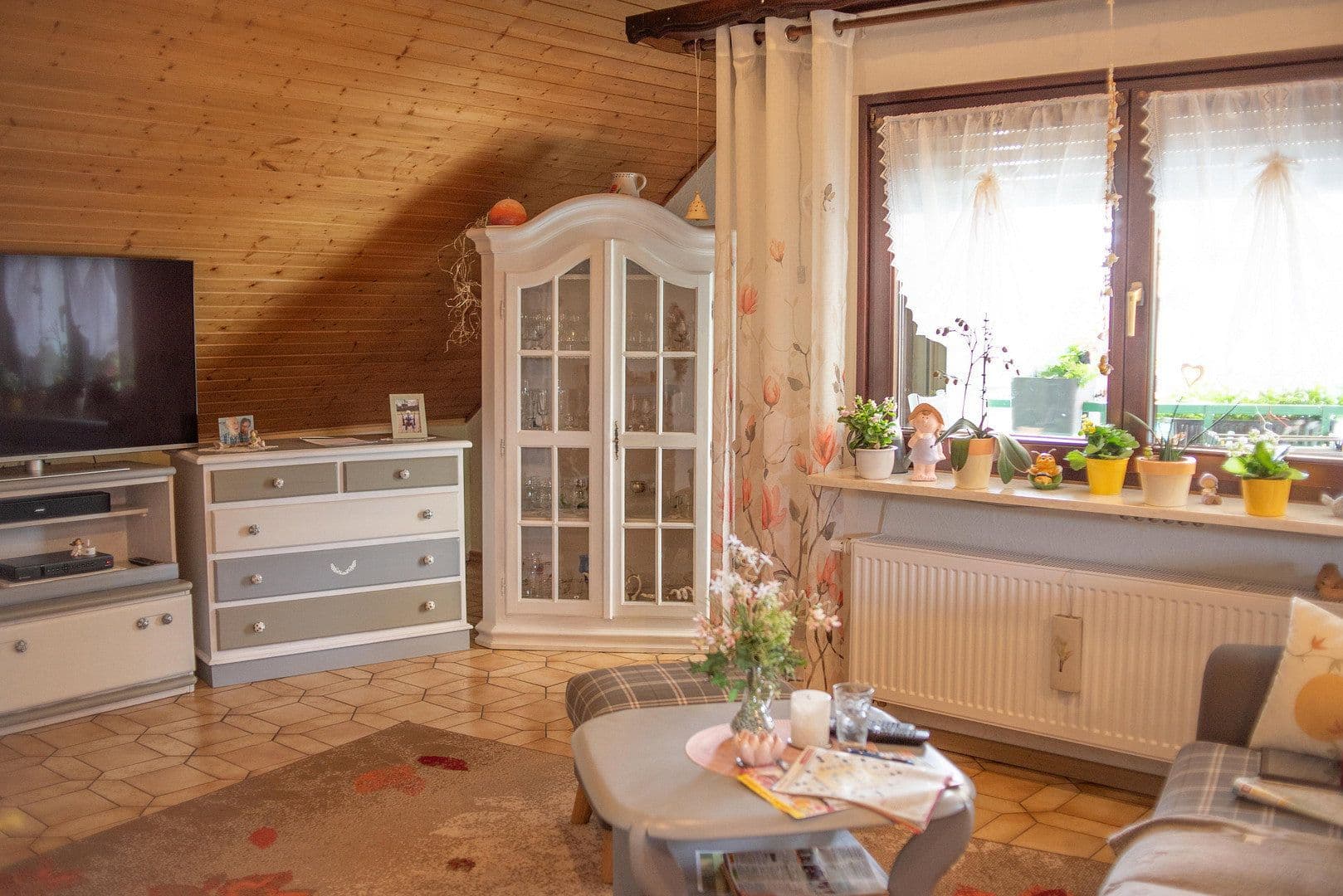 Prodej domu 226 m², pozemek 546 m², Fußgönheim, Porýní-Falc Prodej domu 226 m², pozemek 546 m², Fußgönheim, Porýní-Falc