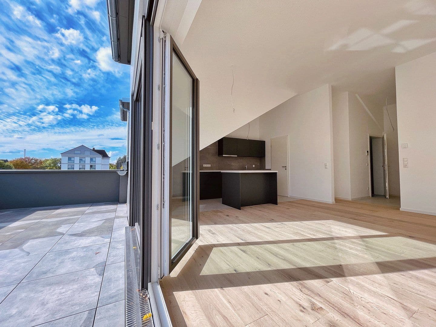 Pronájem bytu 2+kk 92 m², Graslitzerstraße 16, Aschaffenburg, Bavorsko Pronájem bytu 2+kk 92 m², Graslitzerstraße 16, Aschaffenburg, Bavorsko