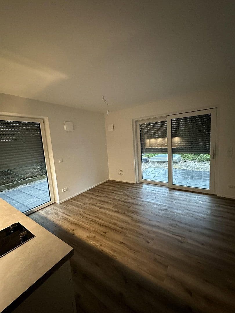 Pronájem bytu 1+1 35 m², Schleißheimerstrasse 433, München - Am Hart, Bavorsko Pronájem bytu 1+1 35 m², Schleißheimerstrasse 433, München - Am Hart, Bavorsko