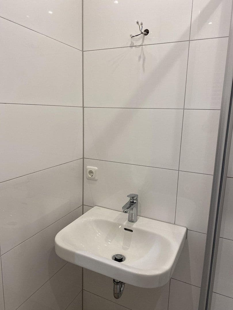 Pronájem bytu 1+1 39 m², Hochemmericher Straße 64, Duisburg, Severní Porýní-Vestfálsko Pronájem bytu 1+1 39 m², Hochemmericher Straße 64, Duisburg, Severní Porýní-Vestfálsko