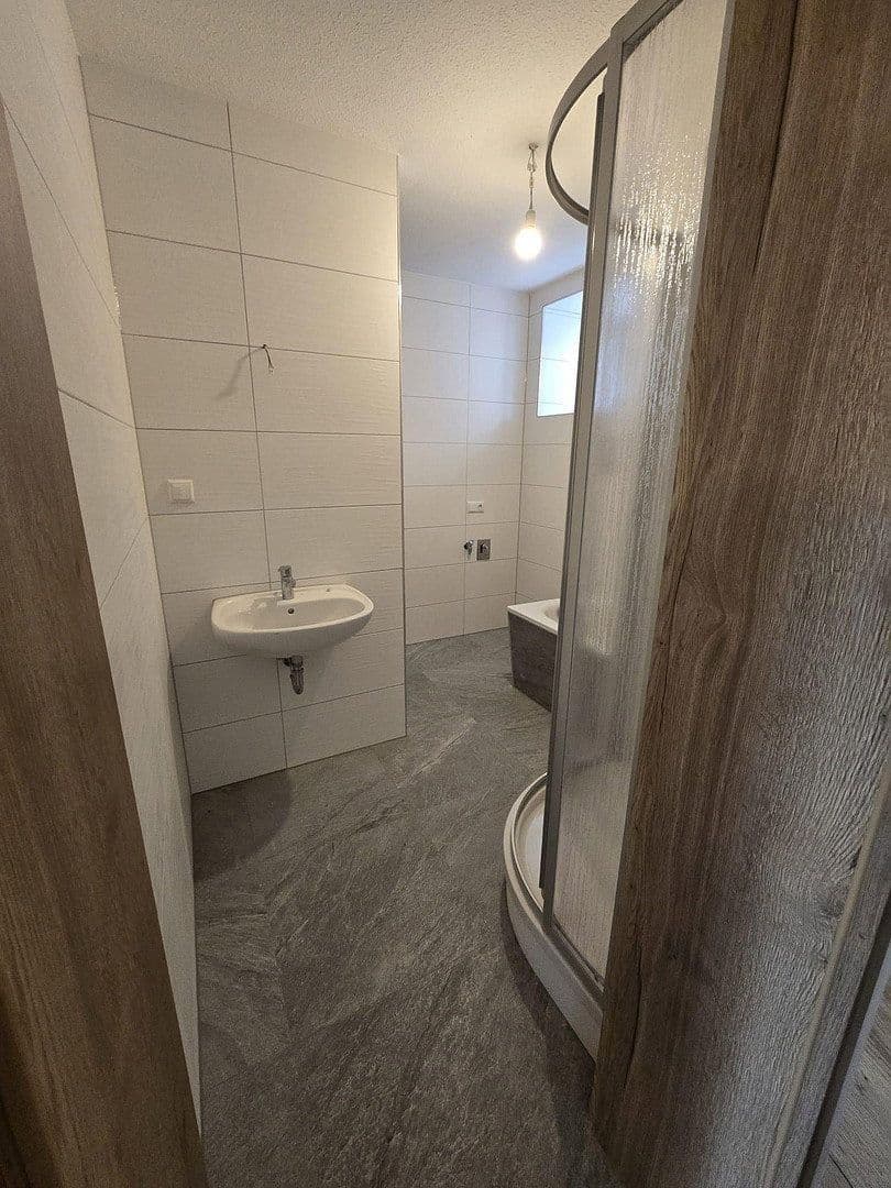 Prodej domu 368 m², pozemek 230 m², Birkenstraße 1, Reichenbach, Sasko Prodej domu 368 m², pozemek 230 m², Birkenstraße 1, Reichenbach, Sasko