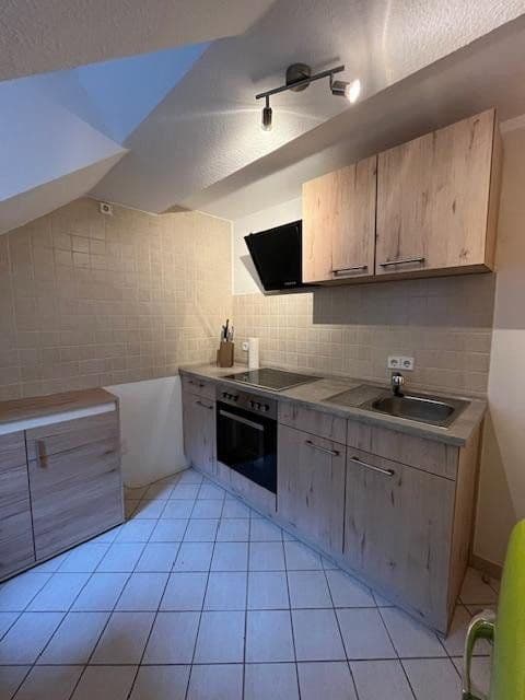 Prodej domu 368 m², pozemek 230 m², Birkenstraße 1, Reichenbach, Sasko Prodej domu 368 m², pozemek 230 m², Birkenstraße 1, Reichenbach, Sasko