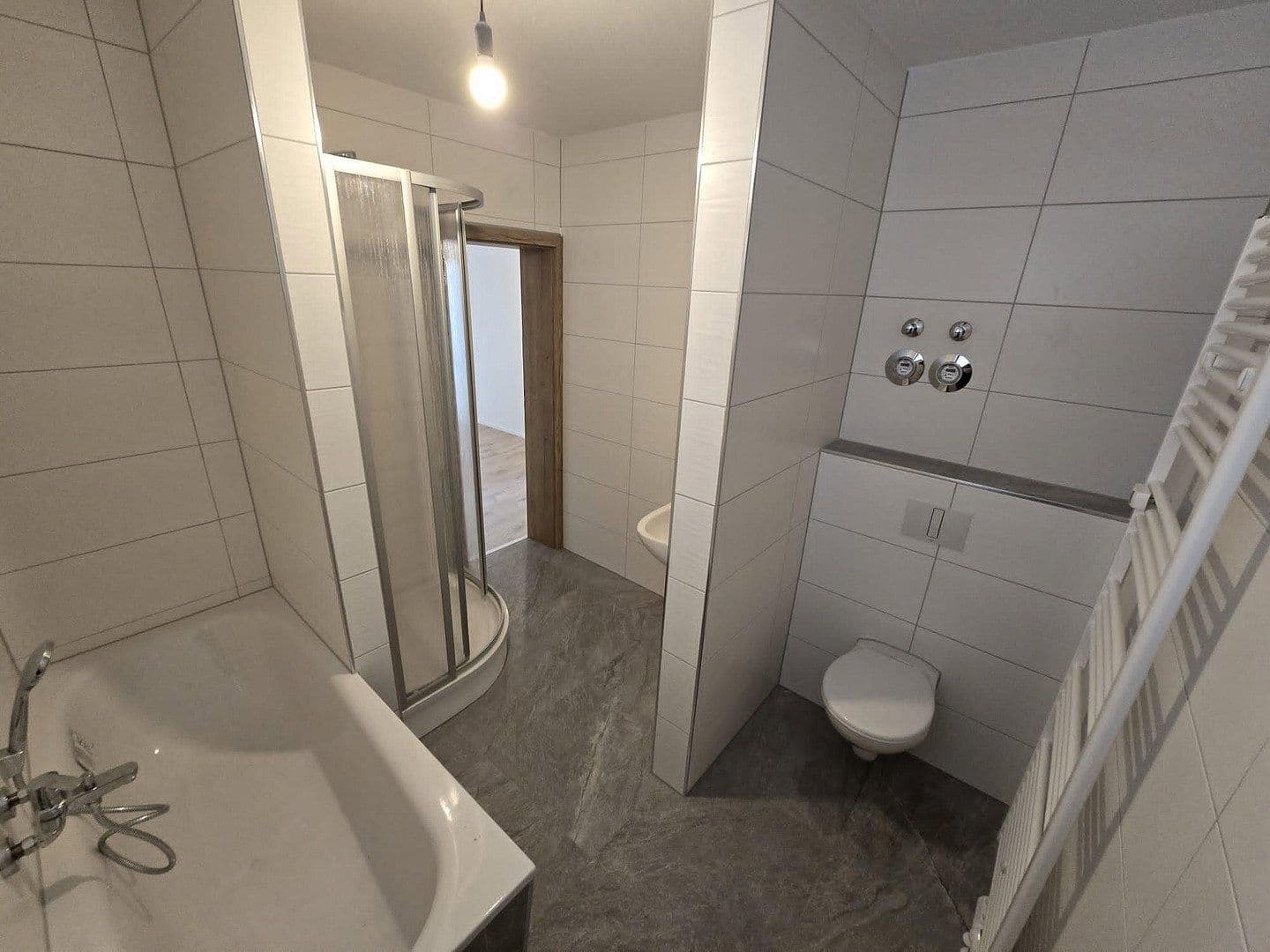 Prodej domu 368 m², pozemek 230 m², Birkenstraße 1, Reichenbach, Sasko Prodej domu 368 m², pozemek 230 m², Birkenstraße 1, Reichenbach, Sasko