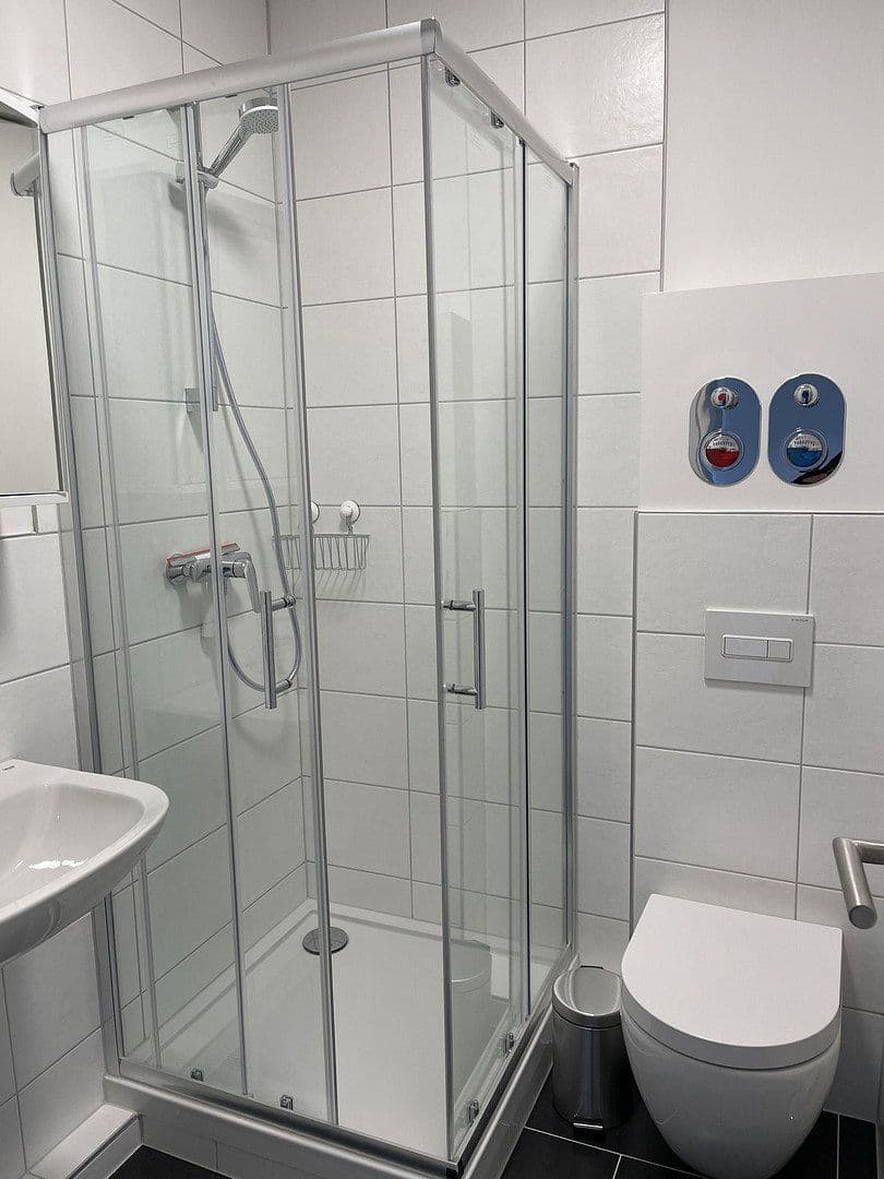 Pronájem bytu 2+1 65 m², Garstedter Weg 260, Hamburg, Hamburg Pronájem bytu 2+1 65 m², Garstedter Weg 260, Hamburg, Hamburg