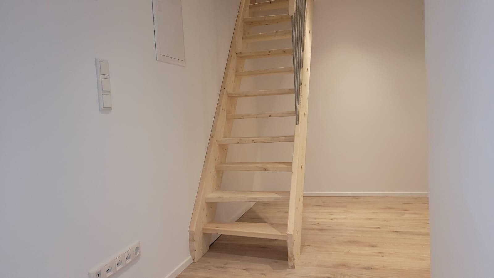 Prodej domu 410 m², pozemek 210 m², Stockmannstr. 5, Reichenbach, Sasko Prodej domu 410 m², pozemek 210 m², Stockmannstr. 5, Reichenbach, Sasko