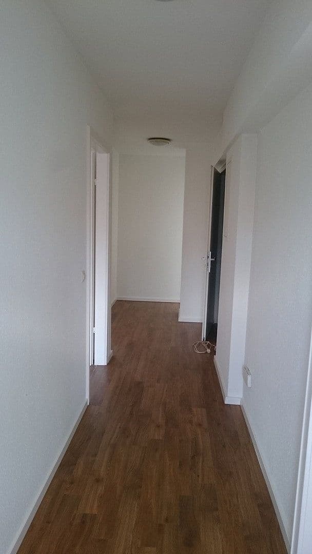 Pronájem bytu 2+1 60 m², Tuttlingen, Bádensko-Württembersko Pronájem bytu 2+1 60 m², Tuttlingen, Bádensko-Württembersko