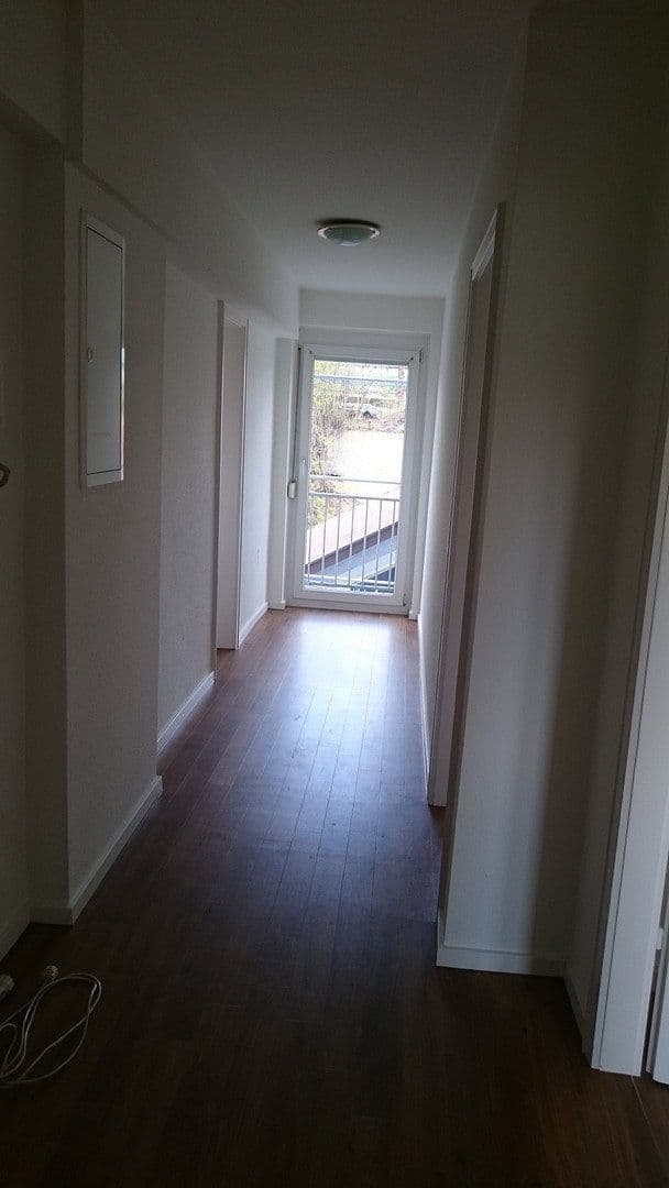 Pronájem bytu 2+1 60 m², Tuttlingen, Bádensko-Württembersko Pronájem bytu 2+1 60 m², Tuttlingen, Bádensko-Württembersko