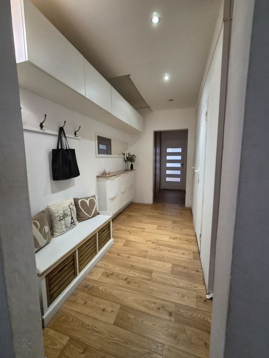 Prodej bytu 3+1 67 m², M. Chlajna, České Budějovice, Jihočeský kraj Prodej bytu 3+1 67 m², M. Chlajna, České Budějovice, Jihočeský kraj