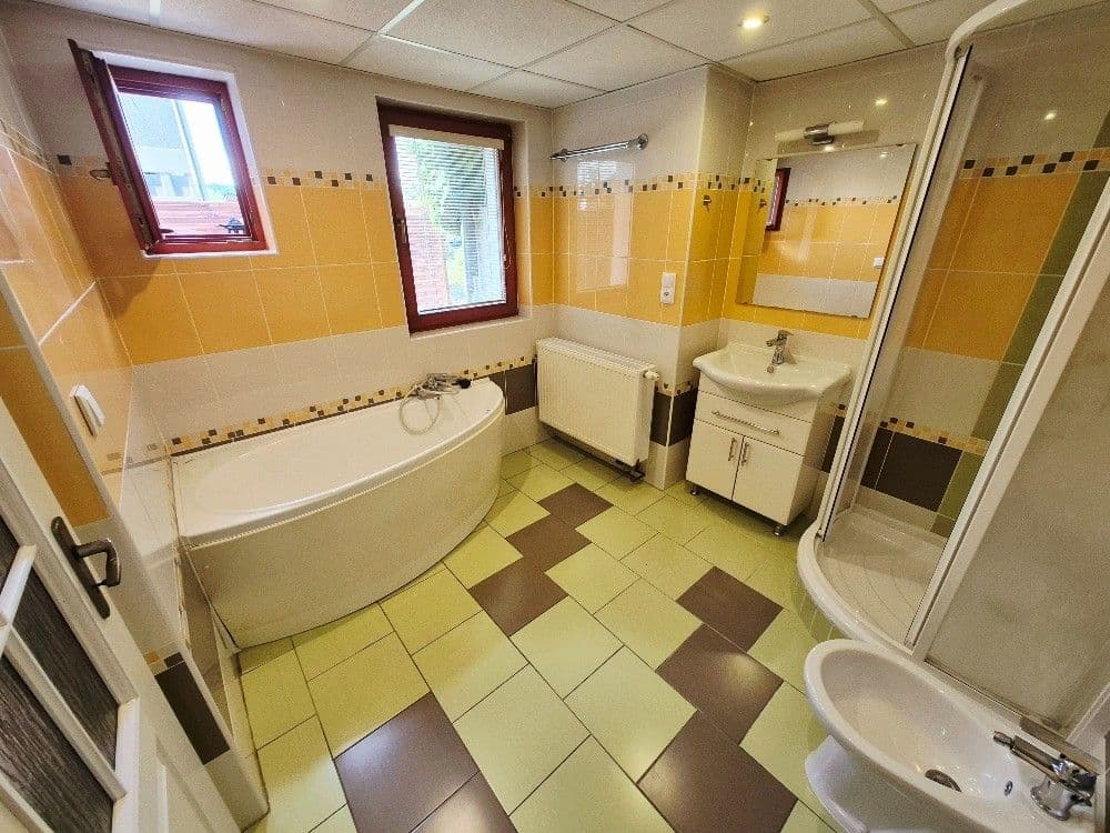 Prodej domu 130 m², pozemek 438 m², Třebízského, Chomutov, Ústecký kraj Prodej domu 130 m², pozemek 438 m², Třebízského, Chomutov, Ústecký kraj